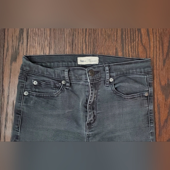 GAP True Black Skinny Jeans Size 28 - Picture 2 of 5